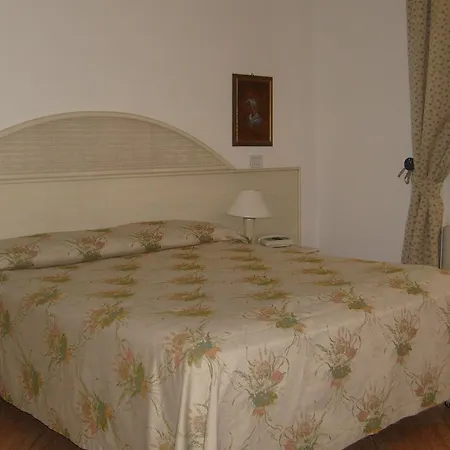 La Collinetta Hotel